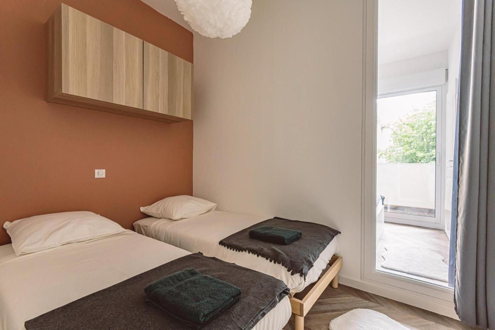 Henri Au Pied De La Cathedrale. Apartman Reims Kültér fotó